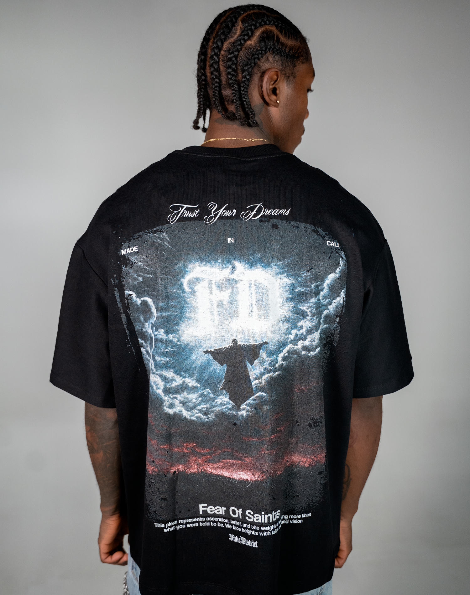 FEAR OF SAINTS ASCENSION CAMISETA OVERSIZE FIT NEGRA
