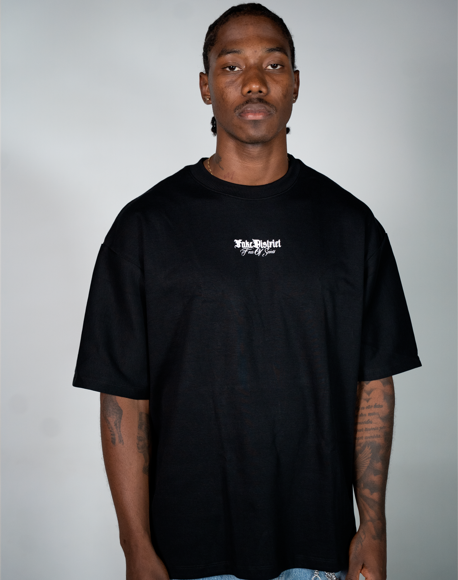 FEAR OF SAINTS GOD CAMISETA OVERSIZE FIT NEGRA