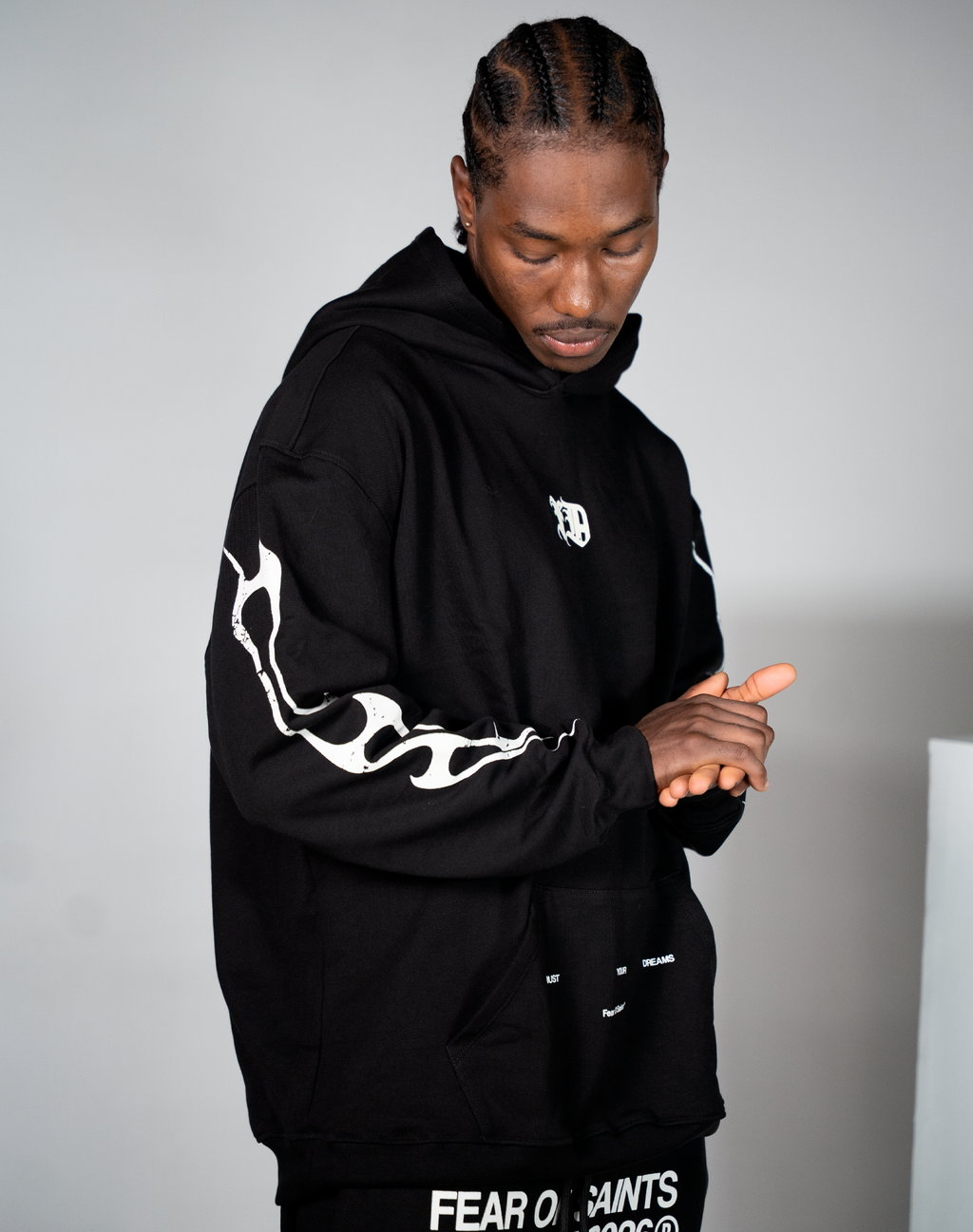 FEAR OF SAINTS HOODIE OVERSIZE FIT NEGRO