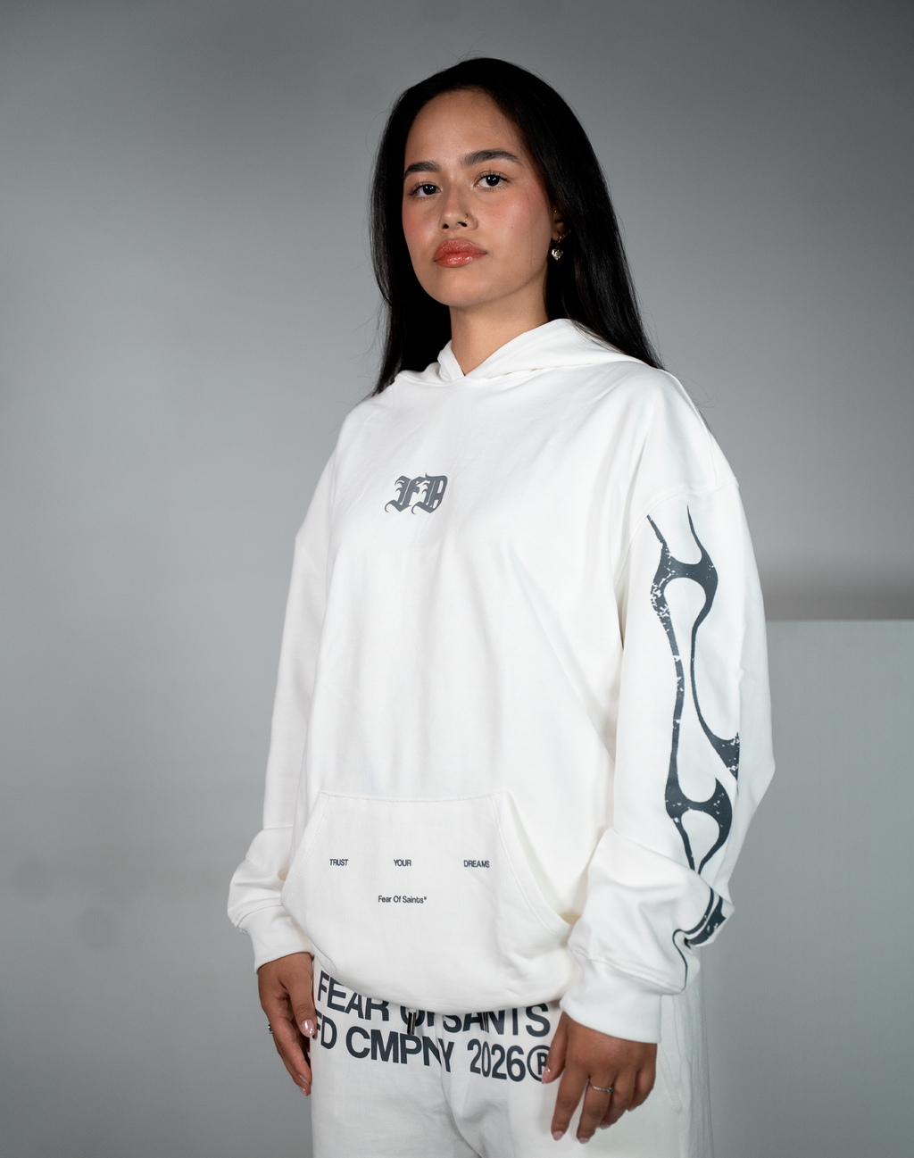 FEAR OF SAINTS HOODIE OVERSIZE FIT HUESO