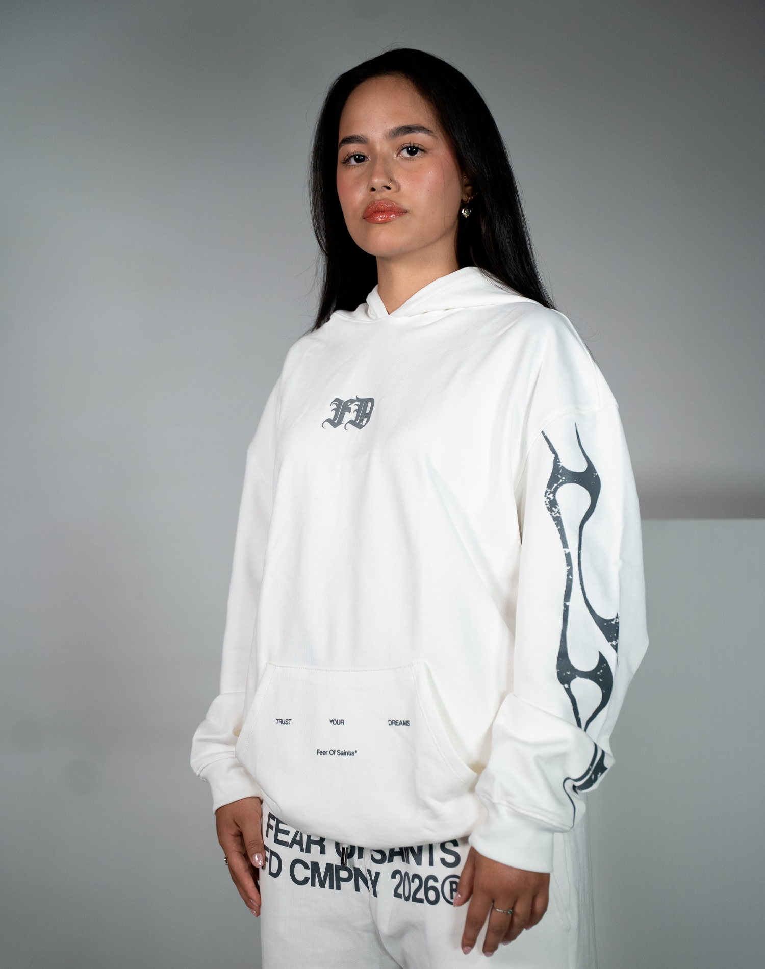 FEAR OF SAINTS HOODIE OVERSIZE FIT HUESO